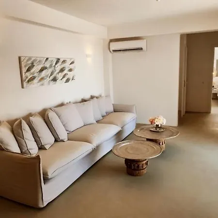 Veneterra-pool-seaview-conciergeservices Koundouros