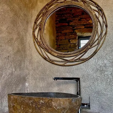 Veneterra-pool-seaview-conciergeservices Villa *