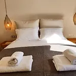 Villa Veneterra-pool-seaview-conciergeservices *