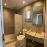 Villa Veneterra-pool-seaview-conciergeservices Koundouros