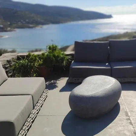 Veneterra-pool-seaview-conciergeservices 빌라