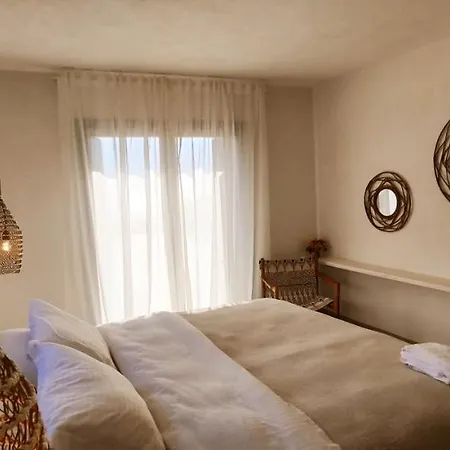 Veneterra-pool-seaview-conciergeservices *